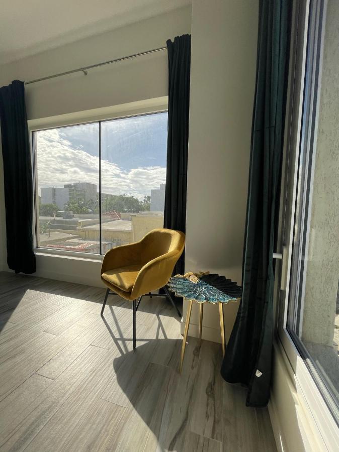 Luxury Ocean View Condo @ Aruba'S Palm Beach Exterior photo
