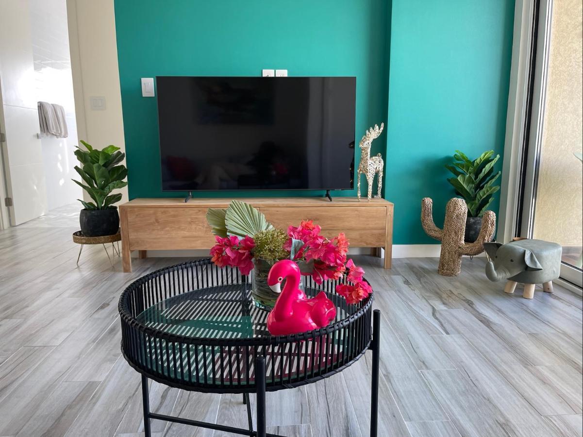 Luxury Ocean View Condo @ Aruba'S Palm Beach Exterior photo